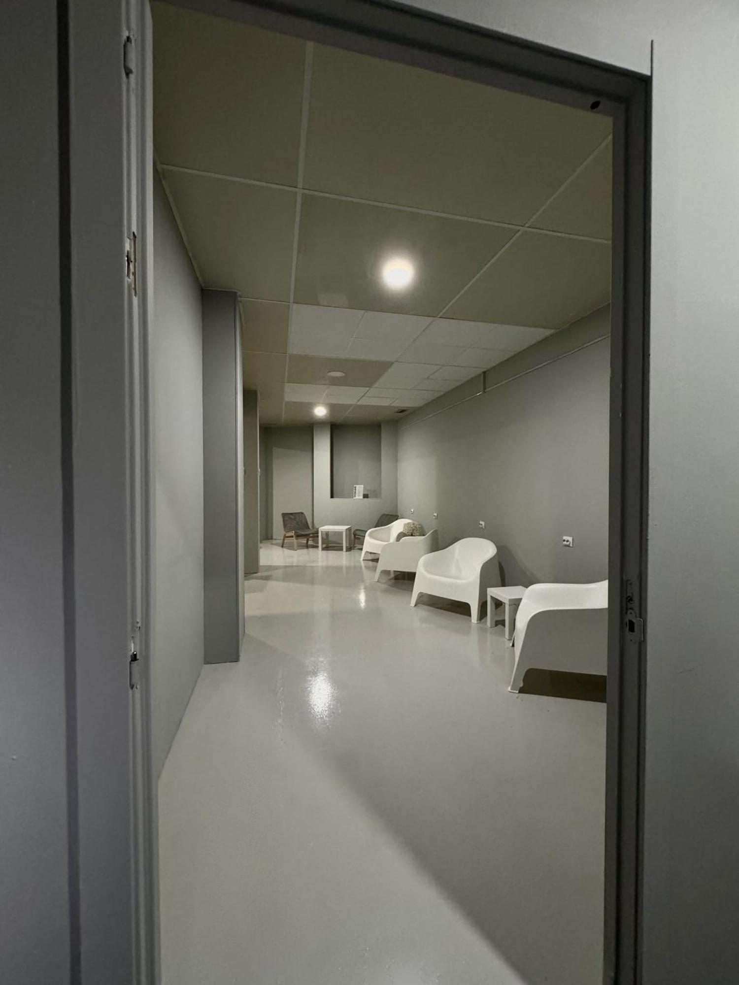 Naap Hotell Valencia Exteriör bild
